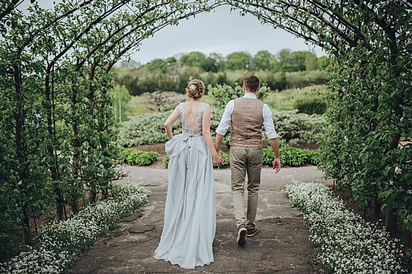 9 Beautiful Outdoor Wedding Venues in the UK