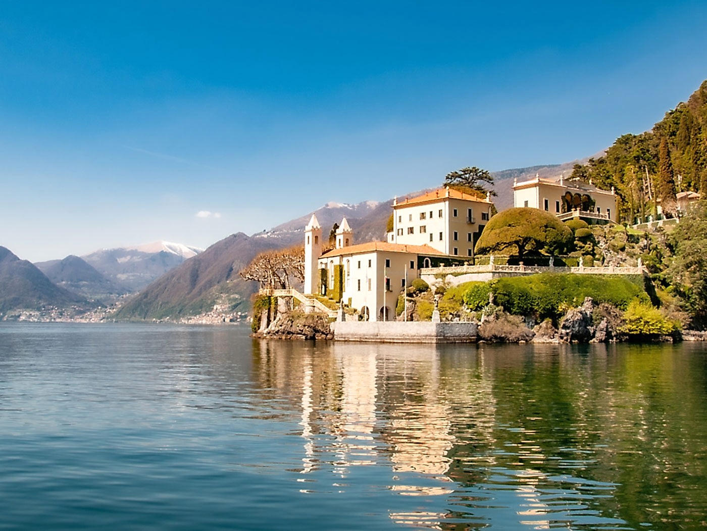 Best Destination Wedding Locations & Places in the World 2024